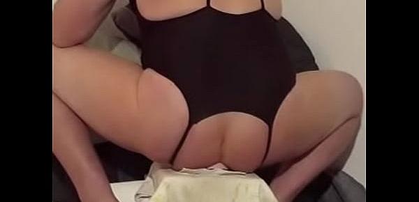  sexy bitch gaping her ass